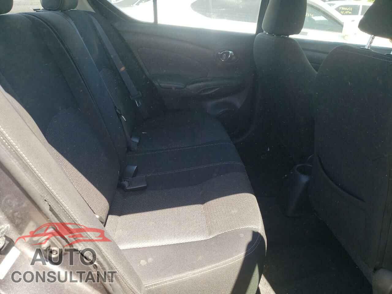 NISSAN VERSA 2017 - 3N1CN7AP6HL804811