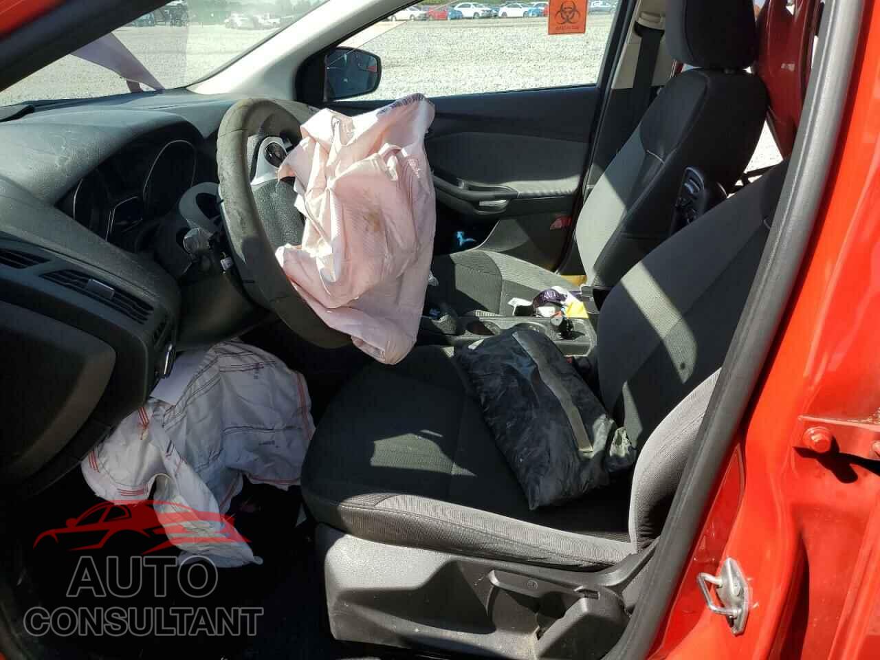 FORD FOCUS 2014 - 1FADP3K21EL450135