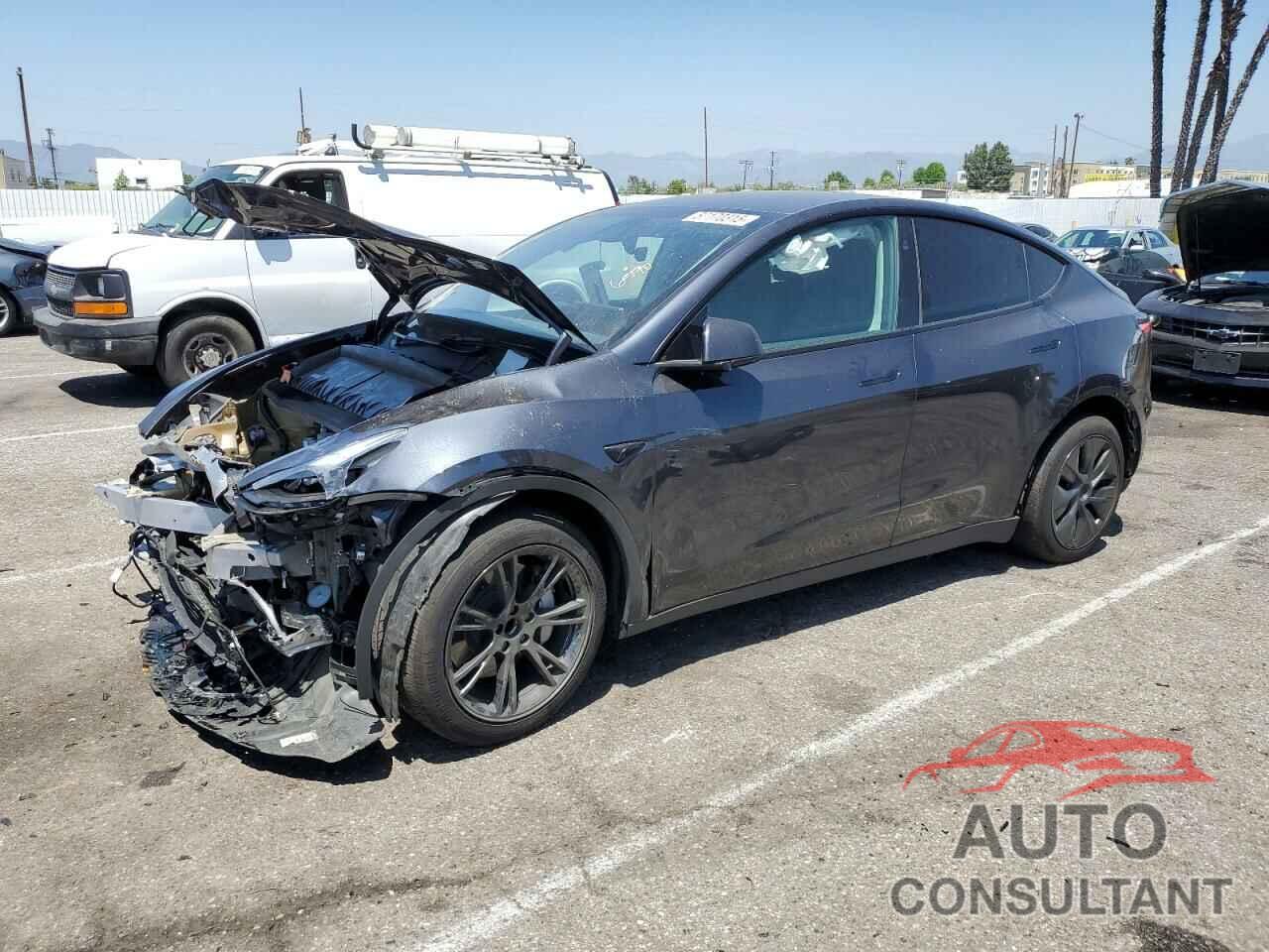 TESLA MODEL Y 2024 - 7SAYGDED5RF177307