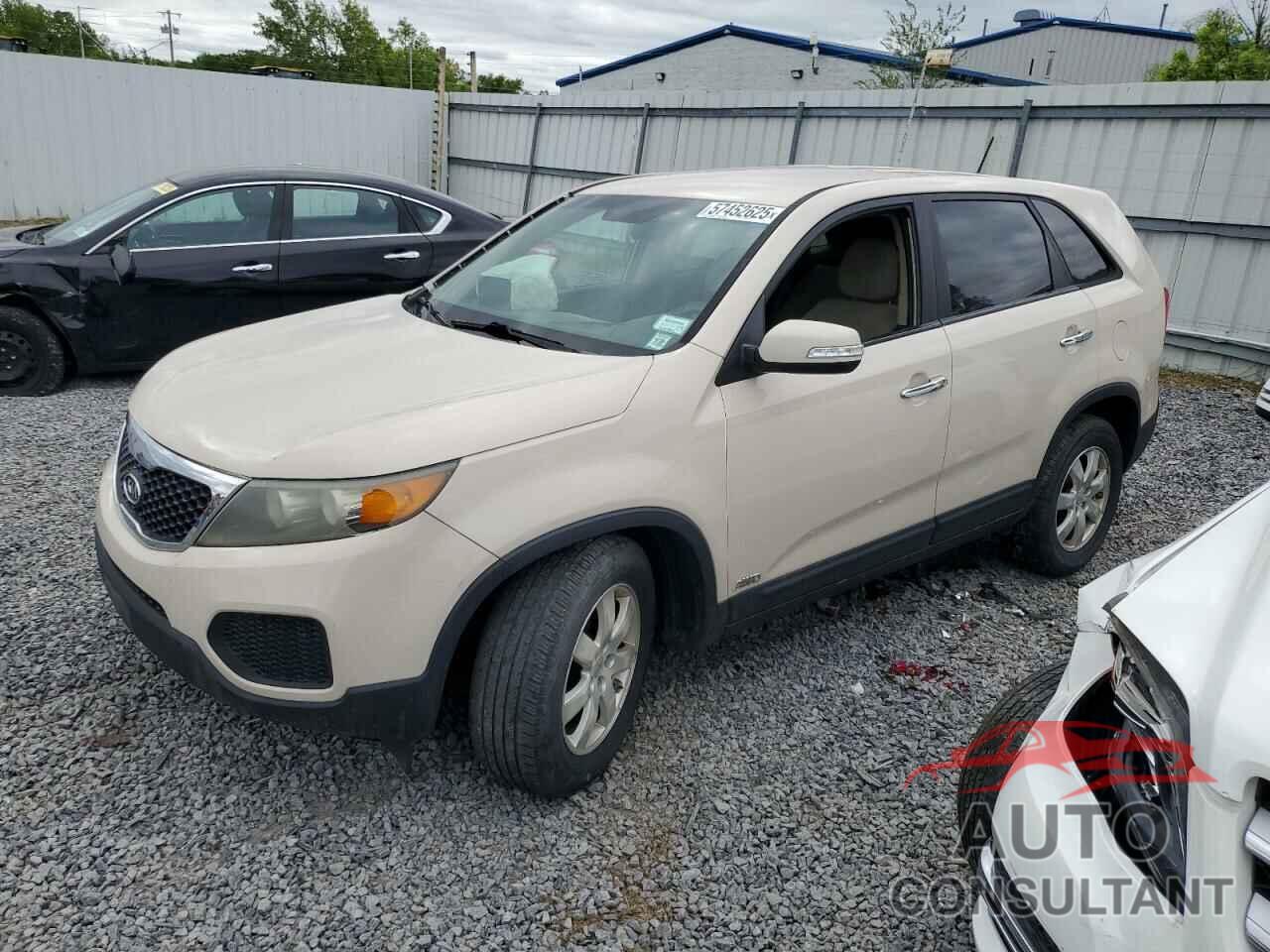 KIA SORENTO 2011 - 5XYKTCA12BG040697
