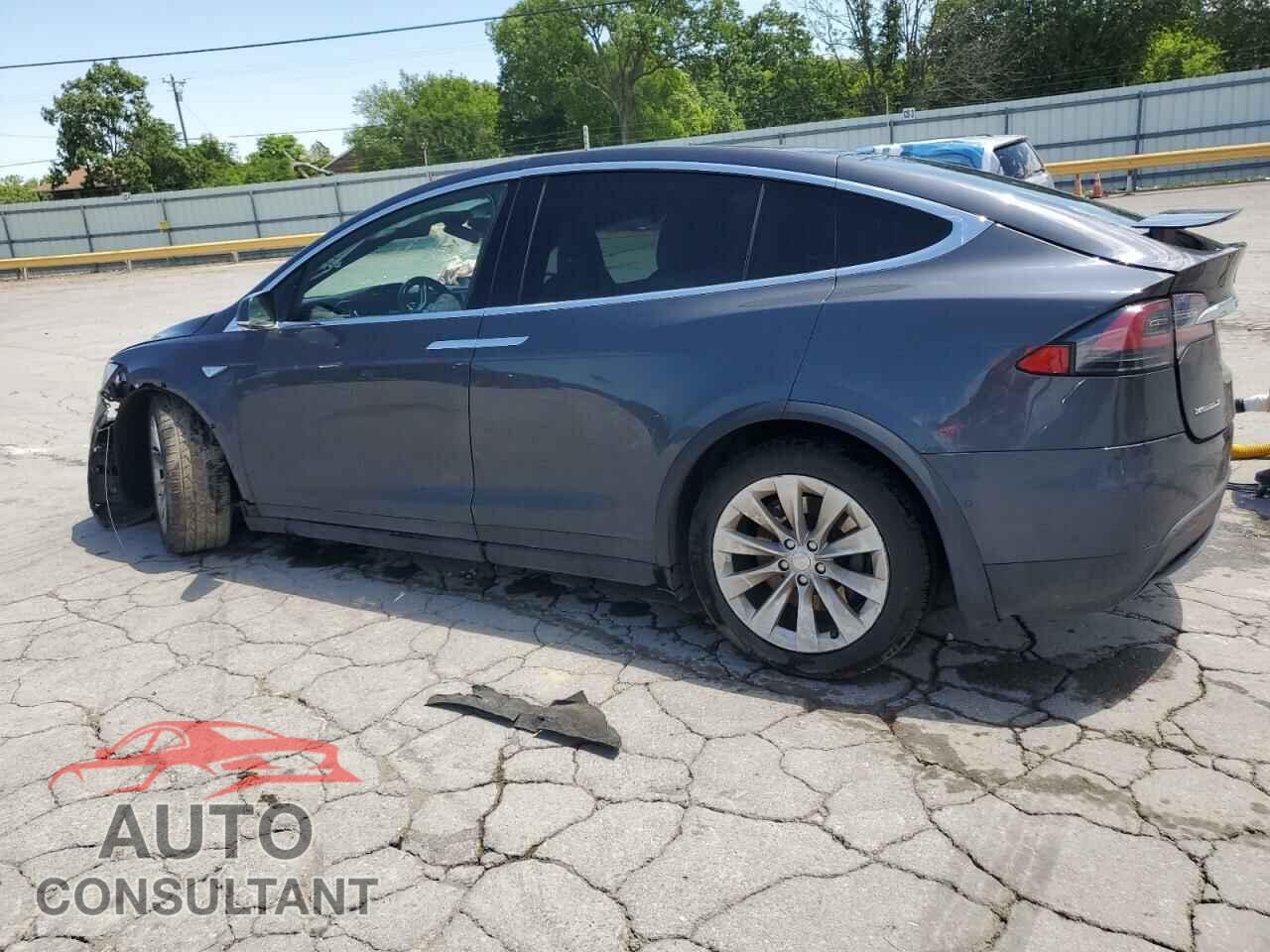 TESLA MODEL X 2016 - 5YJXCBE20GF012155