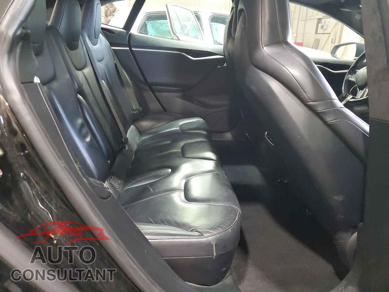 TESLA MODEL S 2016 - 5YJSA1E28GF134871