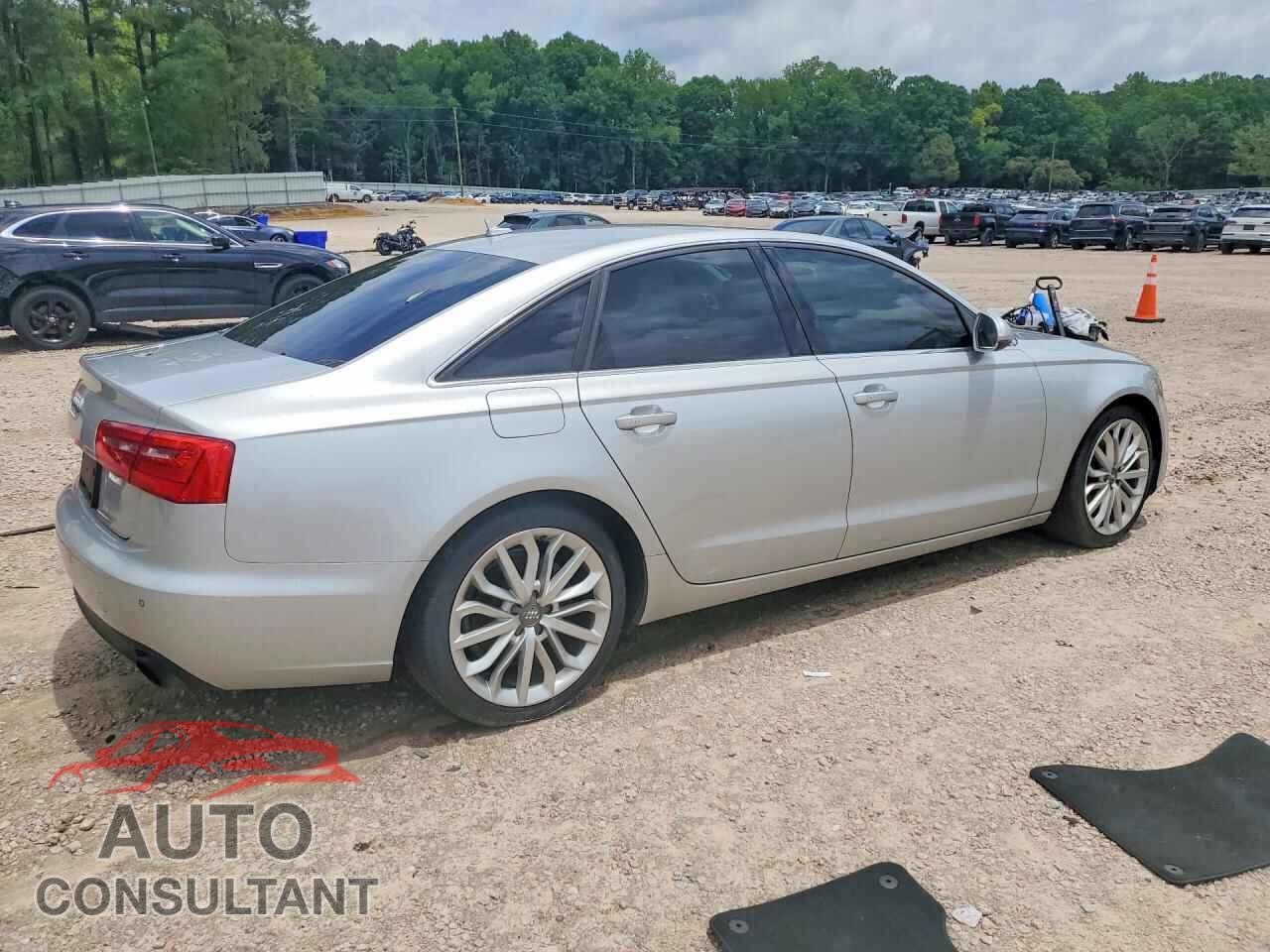 AUDI A6 2013 - WAUGFAFC5DN032873