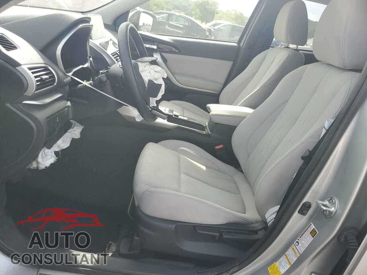 MITSUBISHI ECLIPSE 2018 - JA4AT5AA2JZ059266
