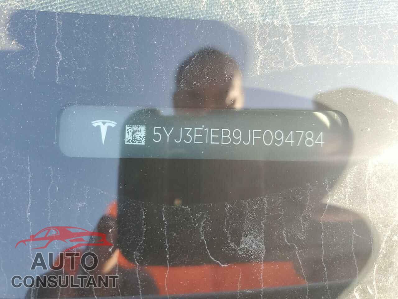 TESLA MODEL 3 2018 - 5YJ3E1EB9JF094784