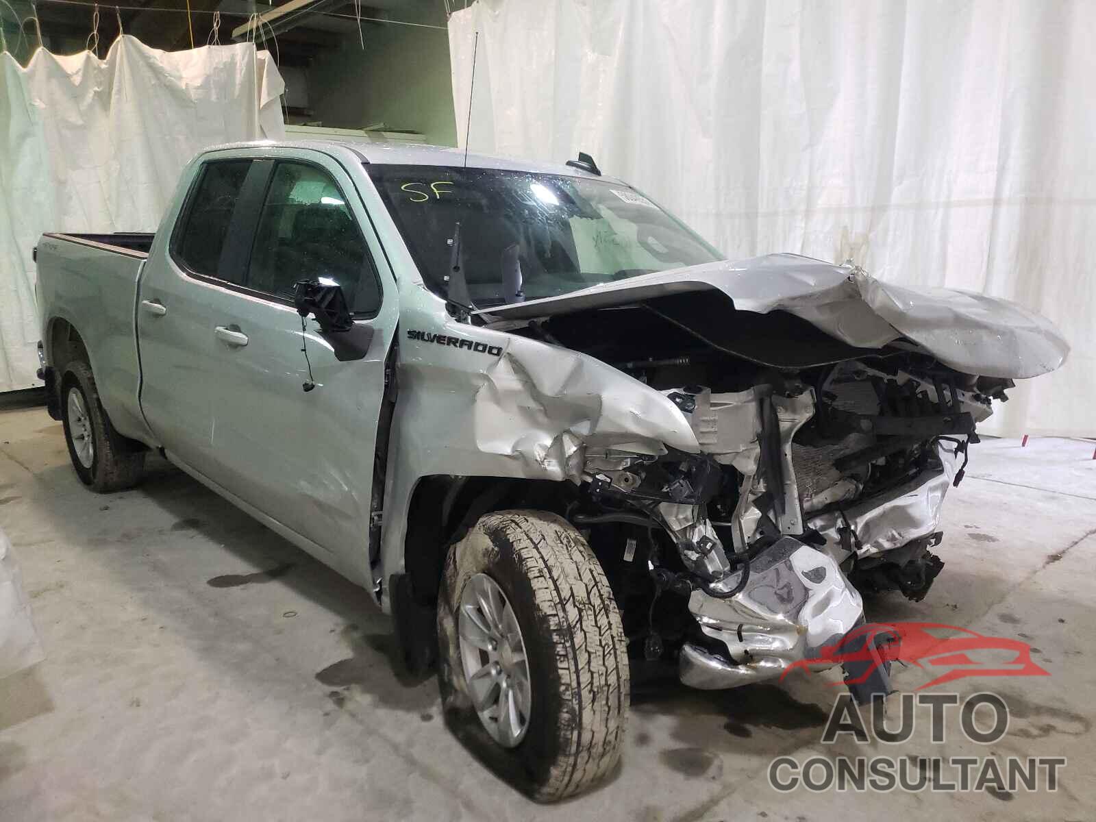 CHEVROLET SILVERADO 2021 - 1GCRYDEK6MZ111820