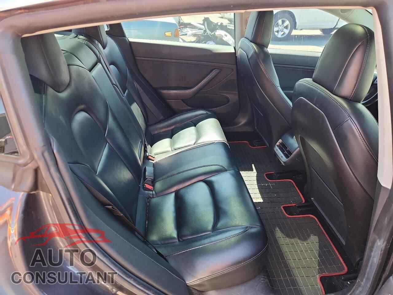TESLA MODEL 3 2019 - 5YJ3E1EB3KF432486