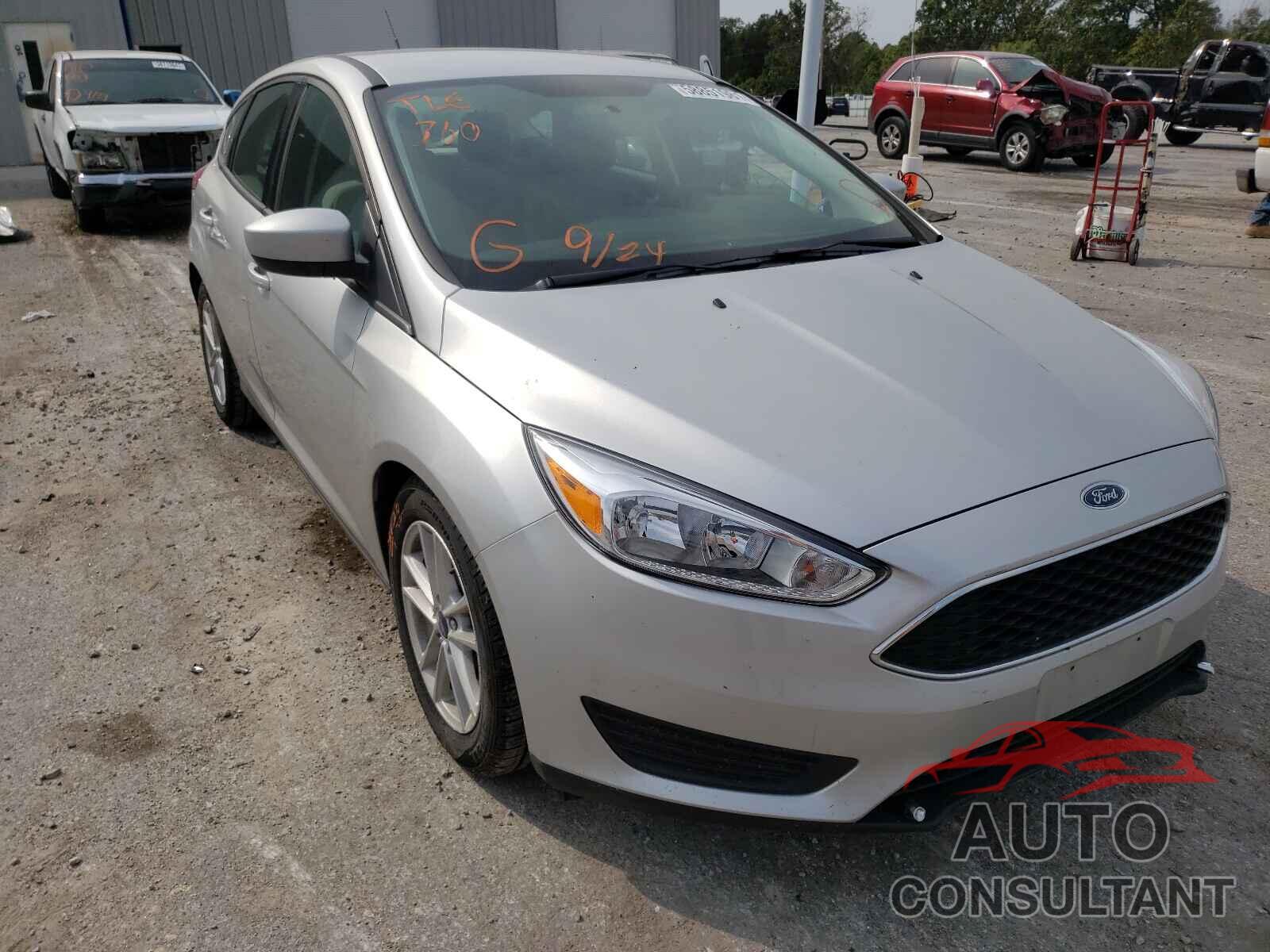FORD FOCUS 2018 - 1FADP3K2XJL327105