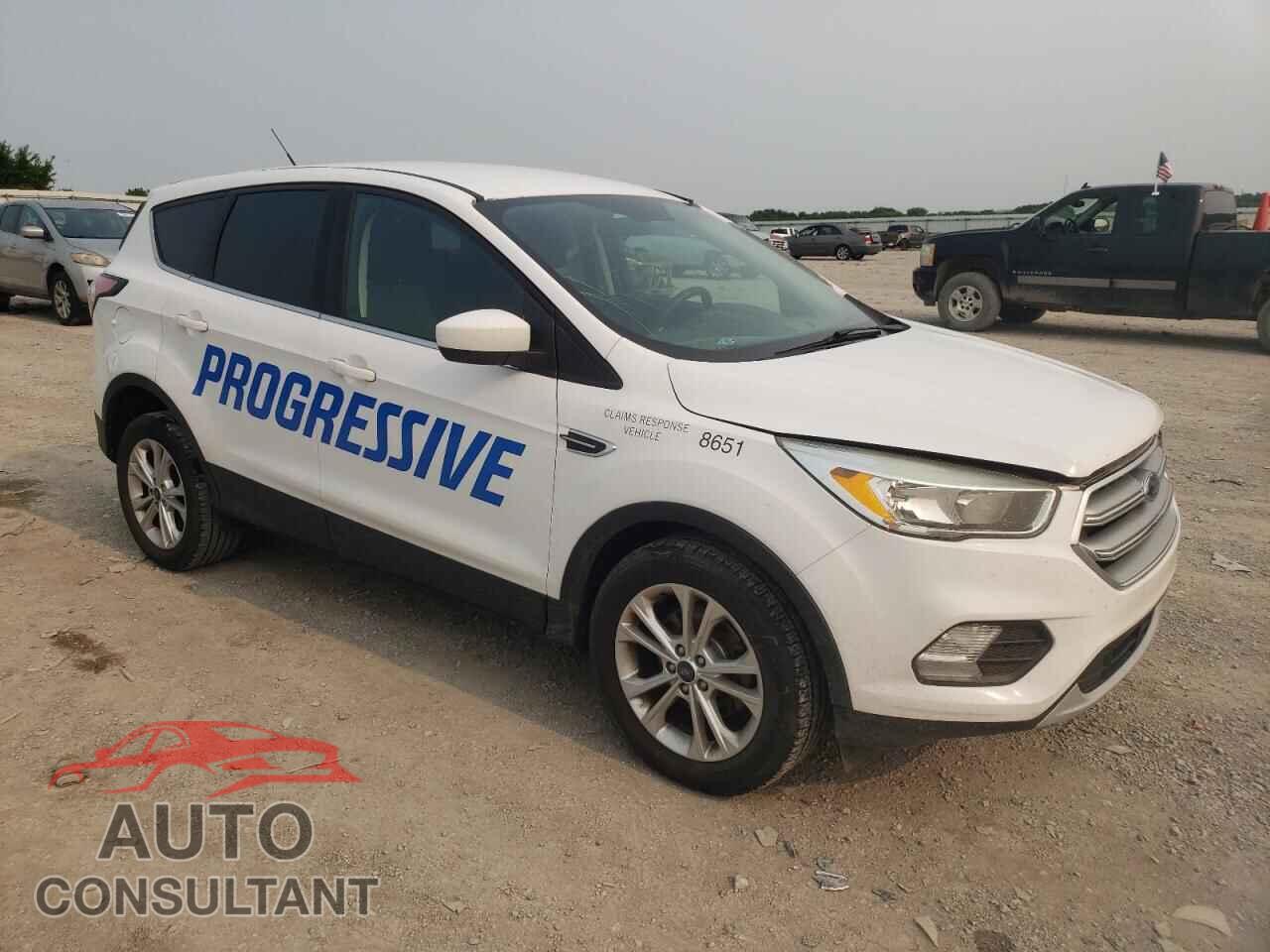 FORD ESCAPE 2017 - 1FMCU0GD7HUD78651