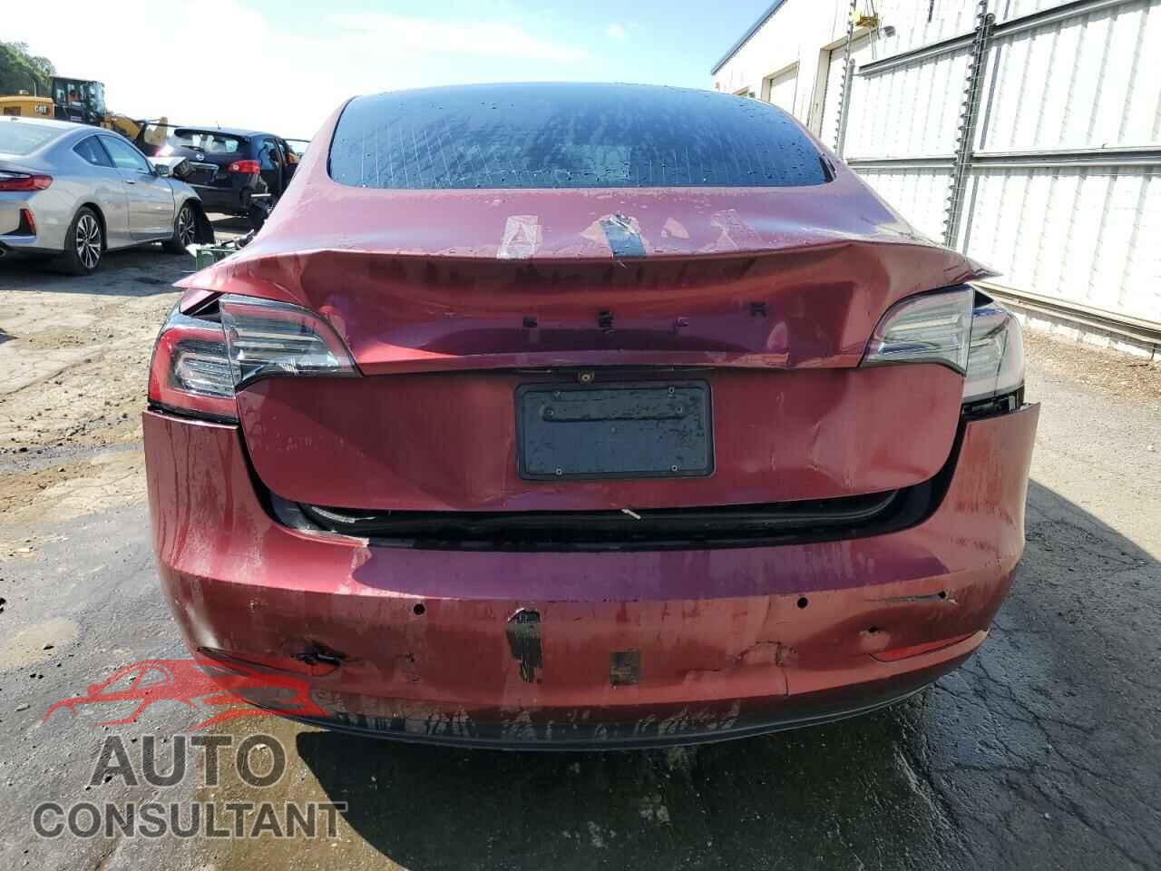 TESLA MODEL 3 2019 - 5YJ3E1EA5KF402963