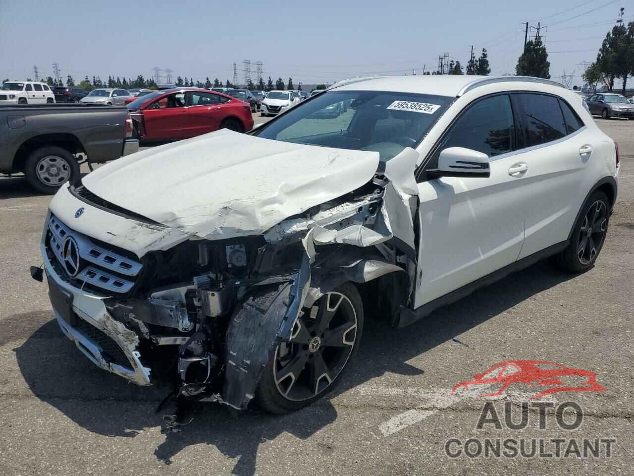 MERCEDES-BENZ GLA-CLASS 2018 - WDCTG4EB5JJ445995