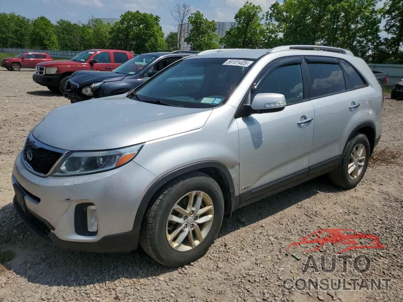 KIA SORENTO 2015 - 5XYKTCA62FG627919