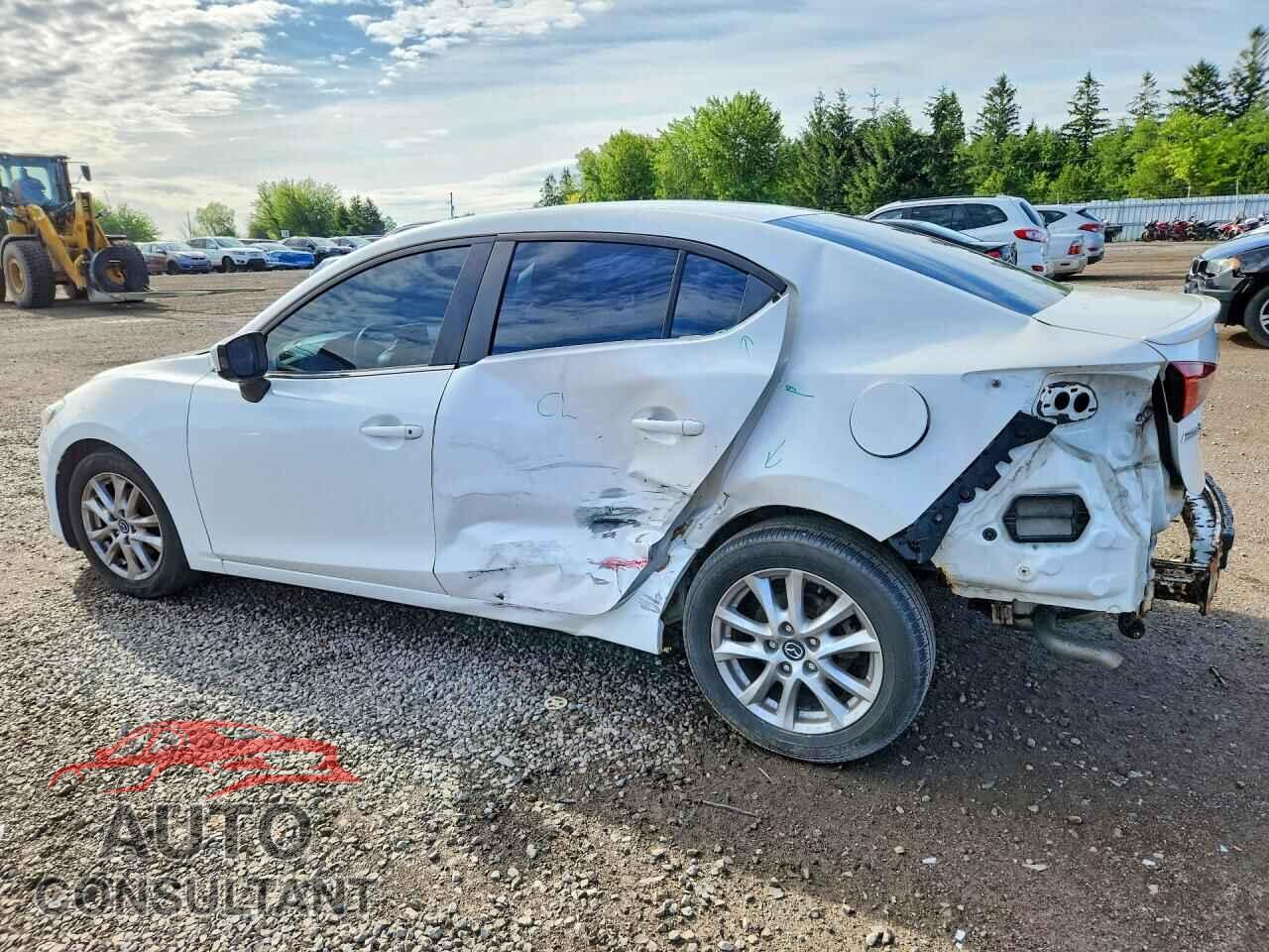 MAZDA 3 2015 - 3MZBM1V77FM132801