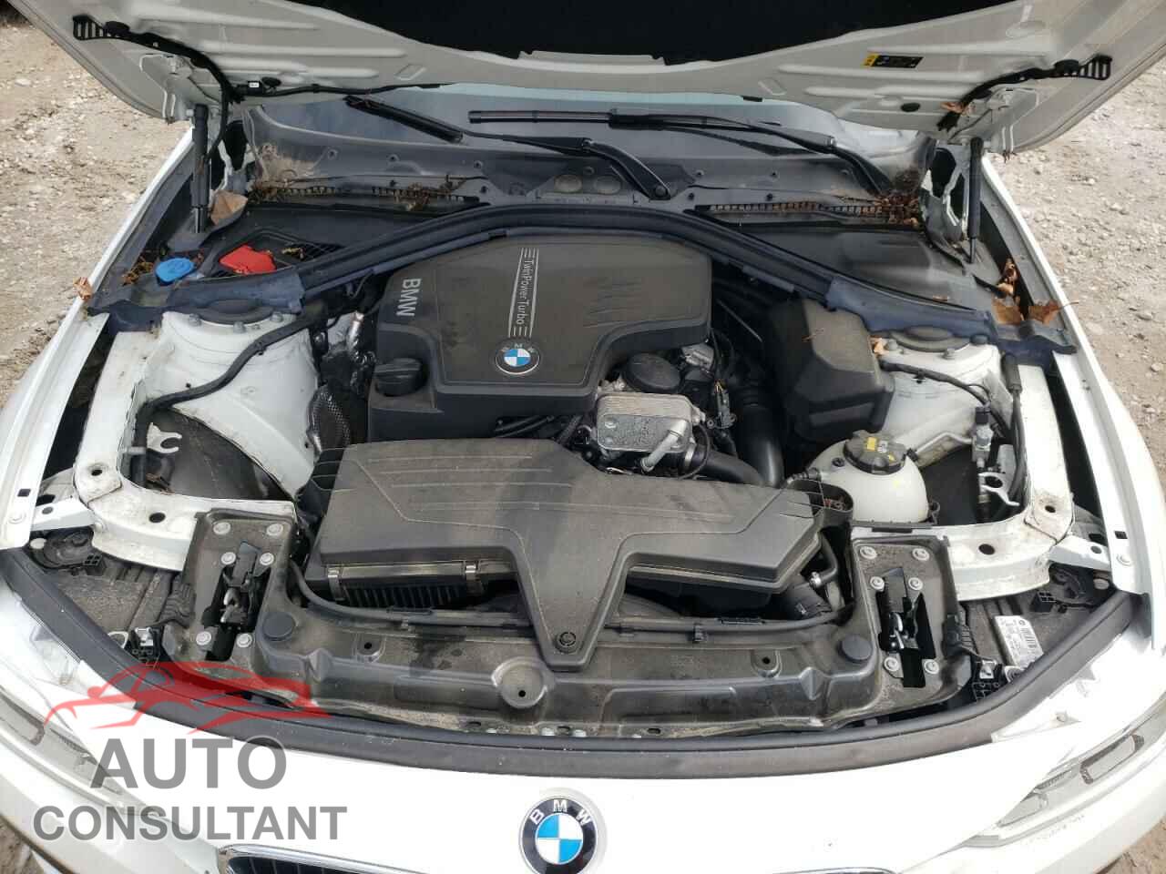 BMW 3 SERIES 2018 - WBA8A3C54JA494851
