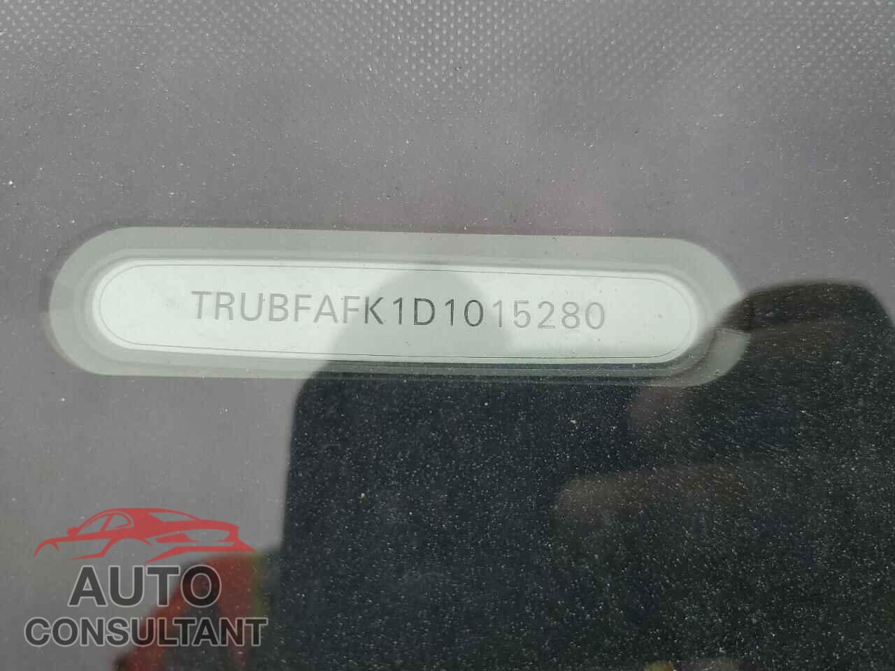 AUDI TT 2013 - TRUBFAFK1D1015280