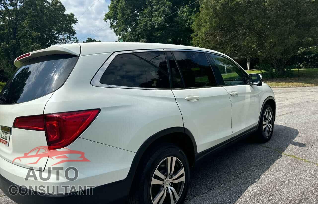 HONDA PILOT 2017 - 5FNYF5H53HB018469