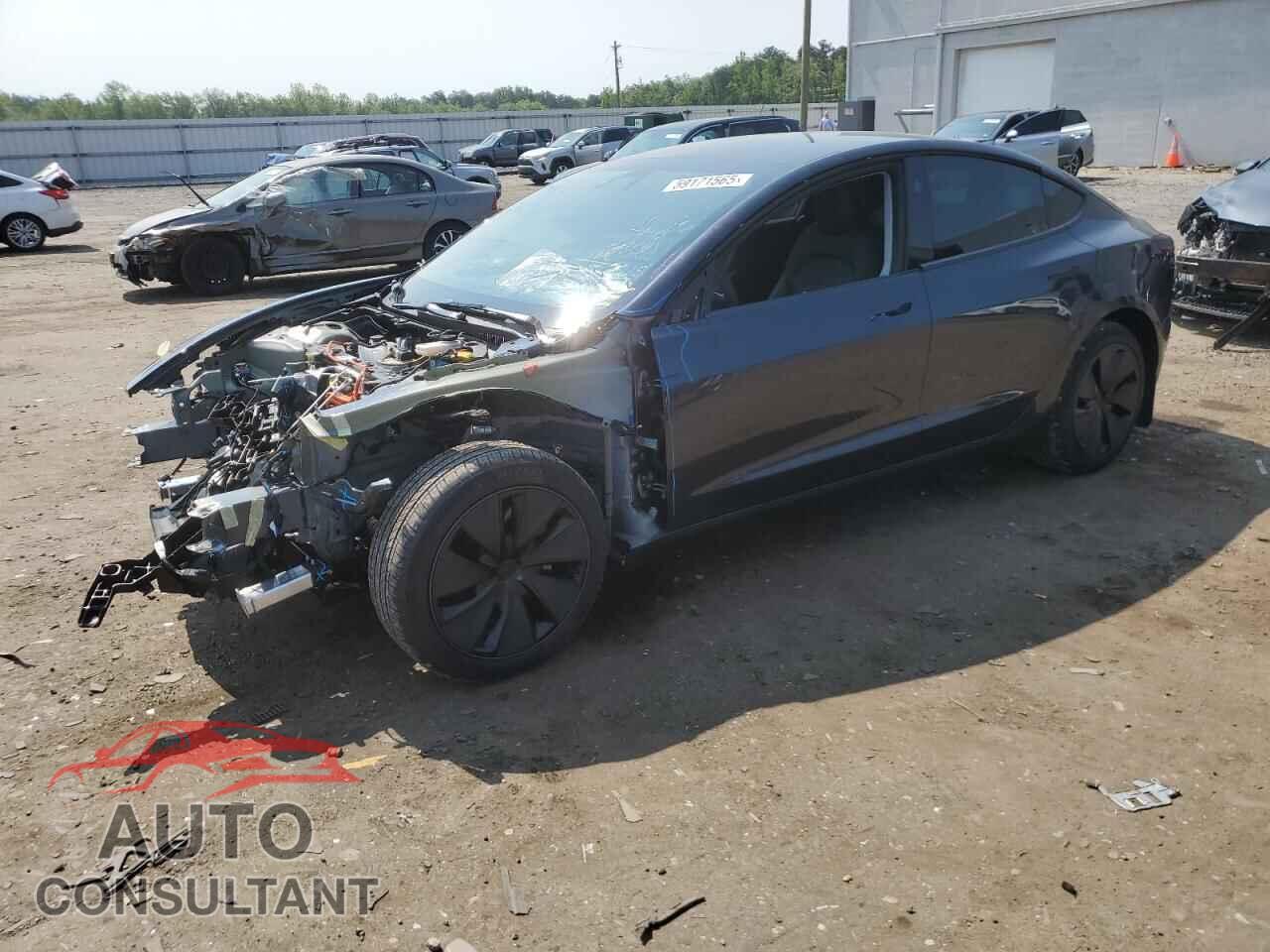 TESLA MODEL 3 2025 - 5YJ3E1EA9SF912247