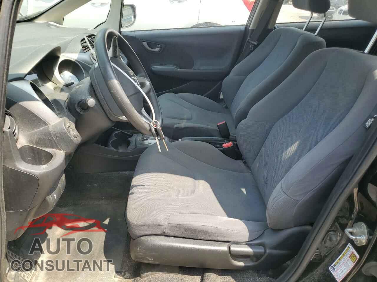 HONDA FIT 2012 - JHMGE8H37CC021765