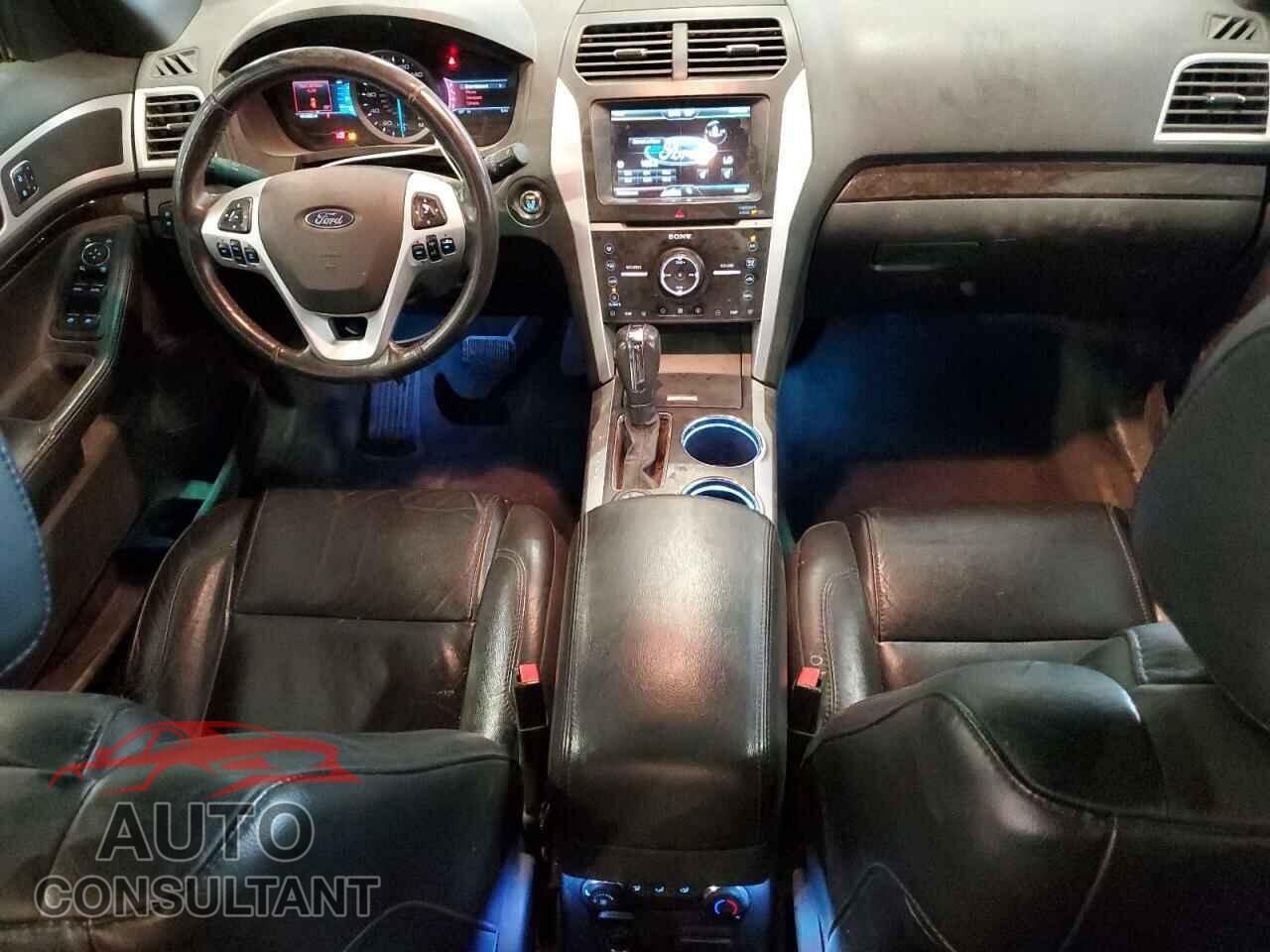 FORD EXPLORER 2011 - 1FMHK8F86BGA57107