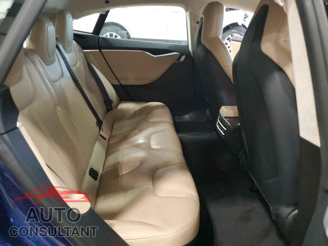 TESLA MODEL S 2015 - 5YJSA1E27FF111550
