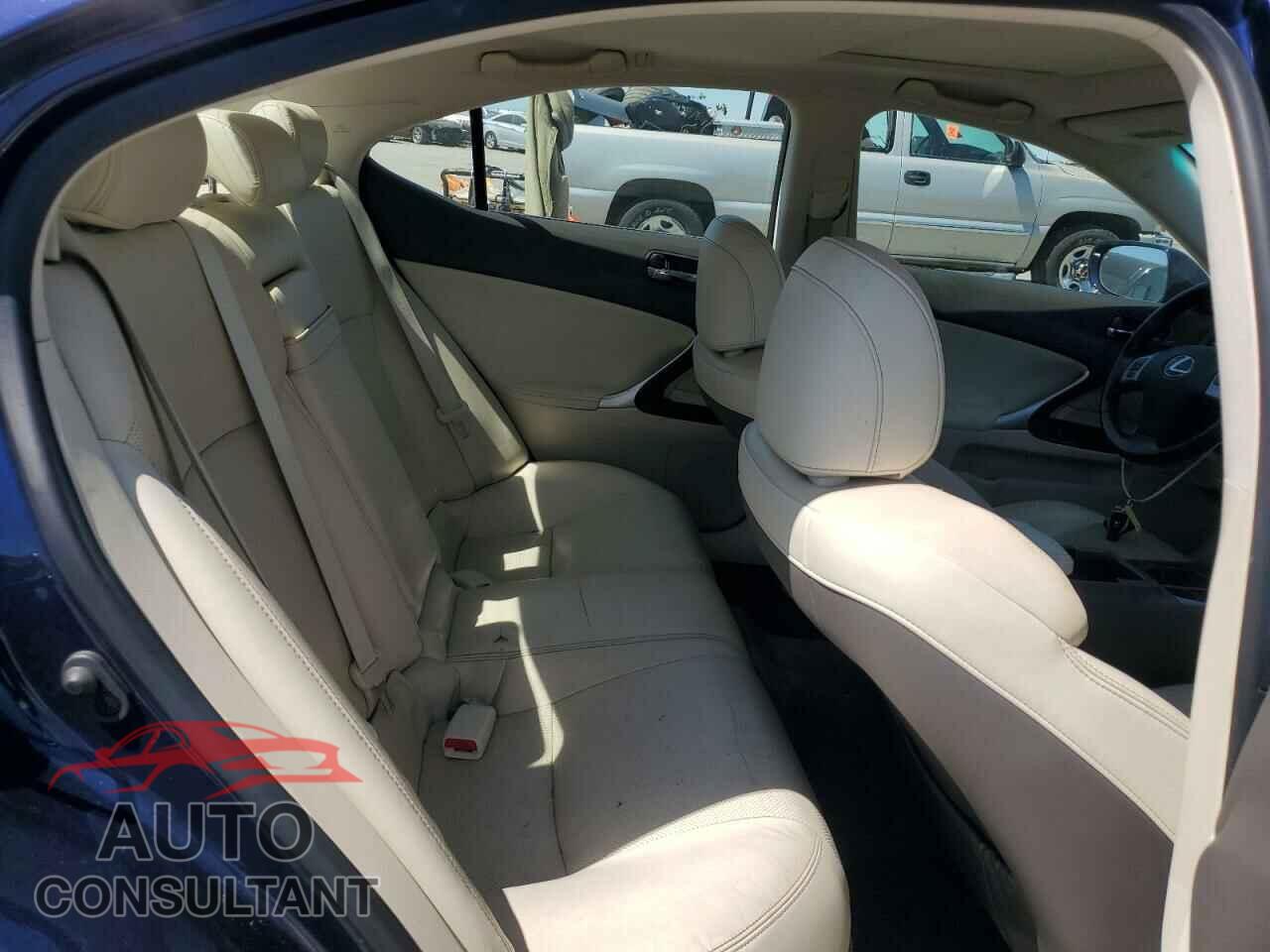 LEXUS IS 2012 - JTHBF5C26C5164330