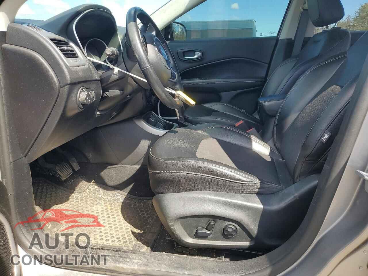 JEEP COMPASS 2019 - 3C4NJDBB0KT754725
