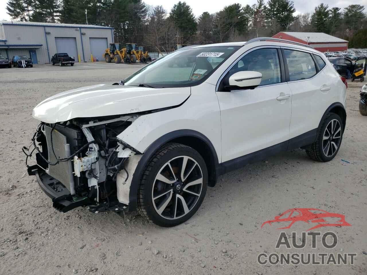 NISSAN ROGUE 2018 - JN1BJ1CR6JW203434