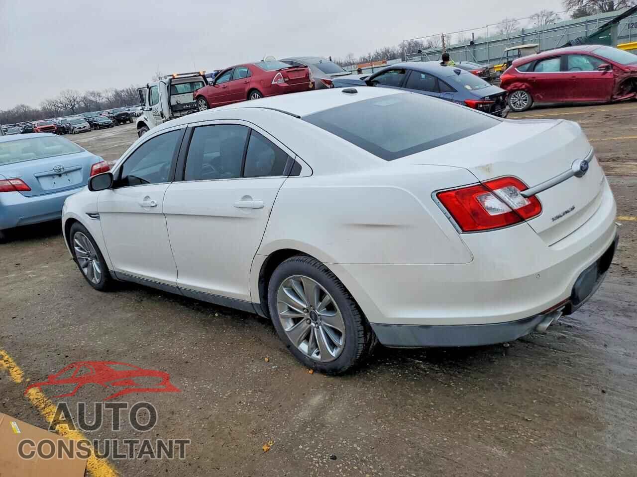 FORD TAURUS 2011 - 1FAHP2FW2BG102499