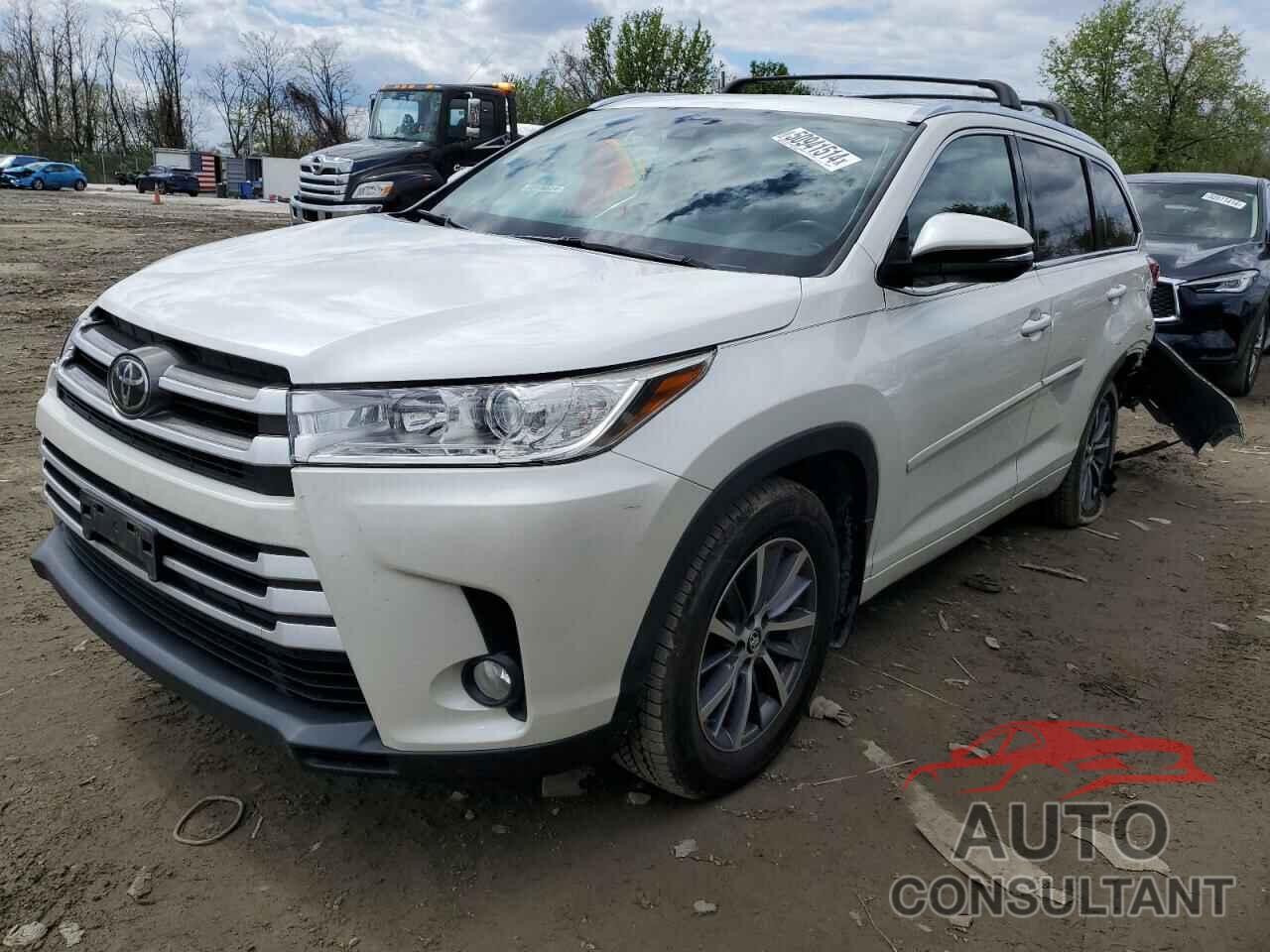 TOYOTA HIGHLANDER 2017 - 5TDJZRFH3HS426382