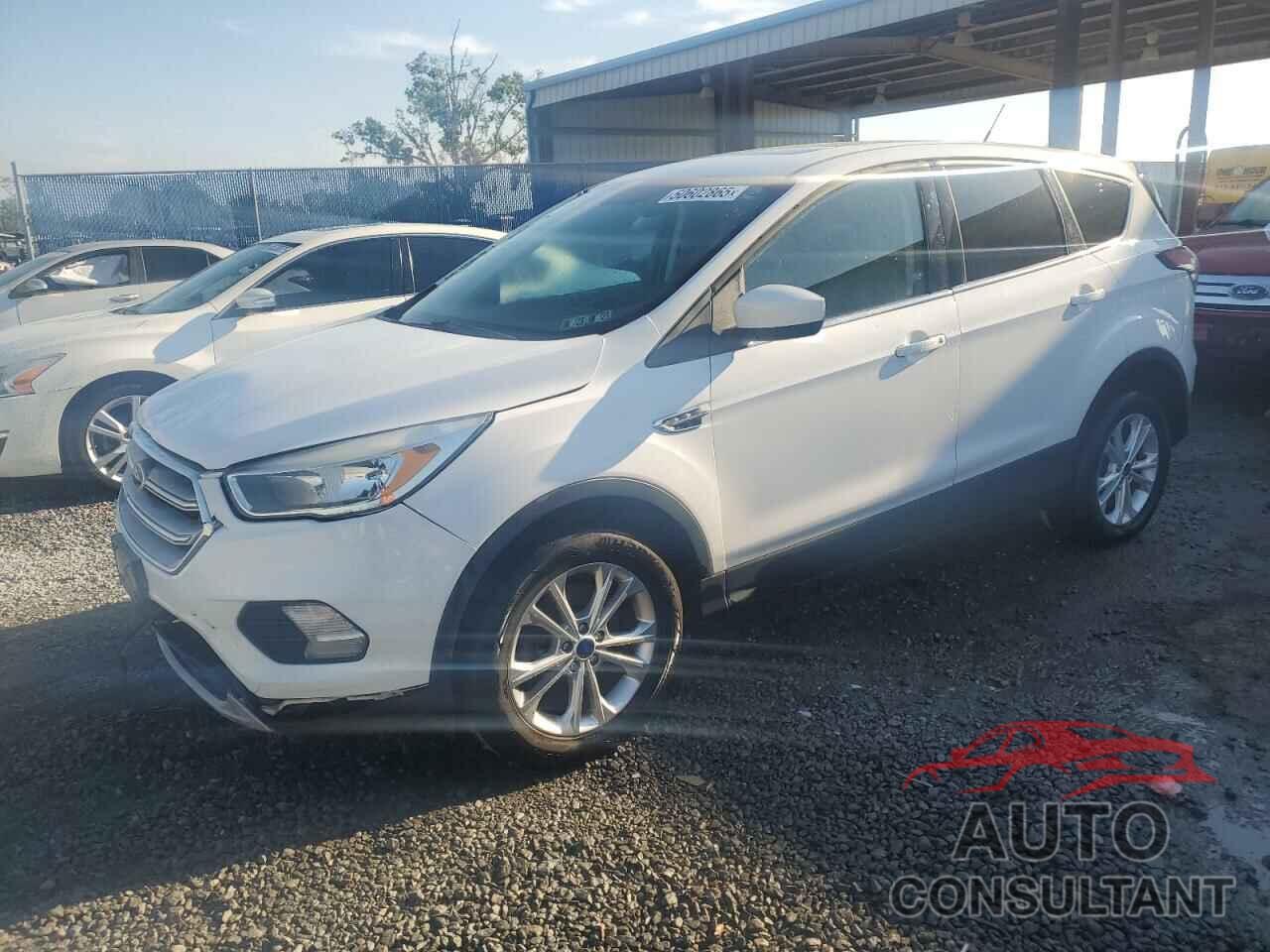 FORD ESCAPE 2017 - 1FMCU9GD3HUA98293