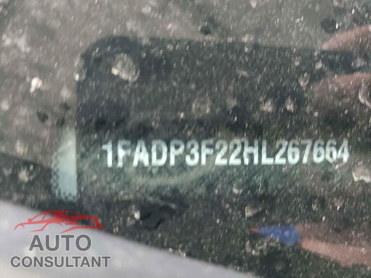 FORD FOCUS 2017 - 1FADP3F22HL267664