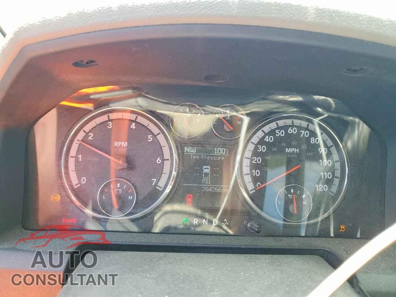 DODGE RAM 1500 2011 - 1D7RB1GP2BS612451