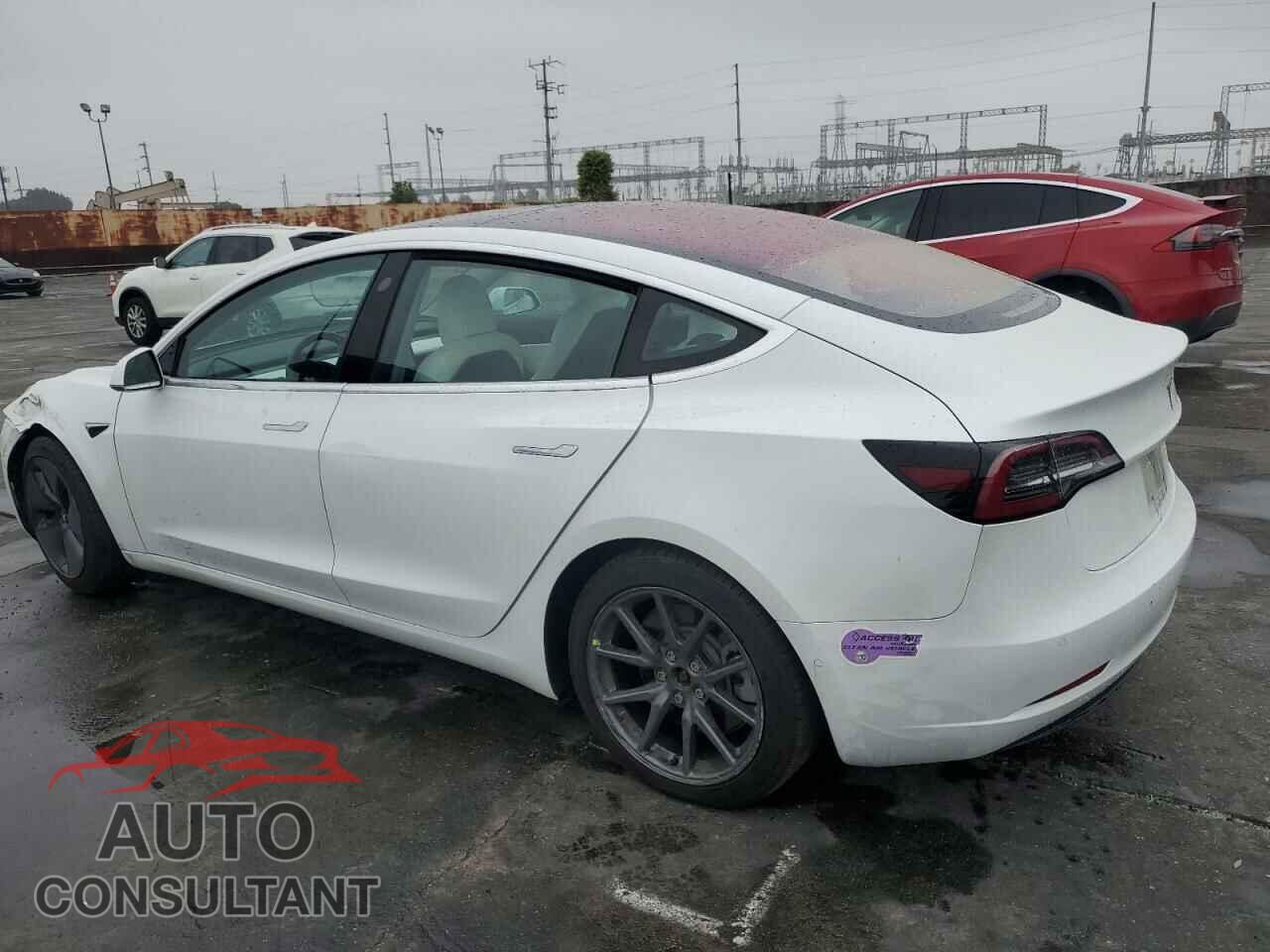 TESLA MODEL 3 2018 - 5YJ3E1EA5JF168631