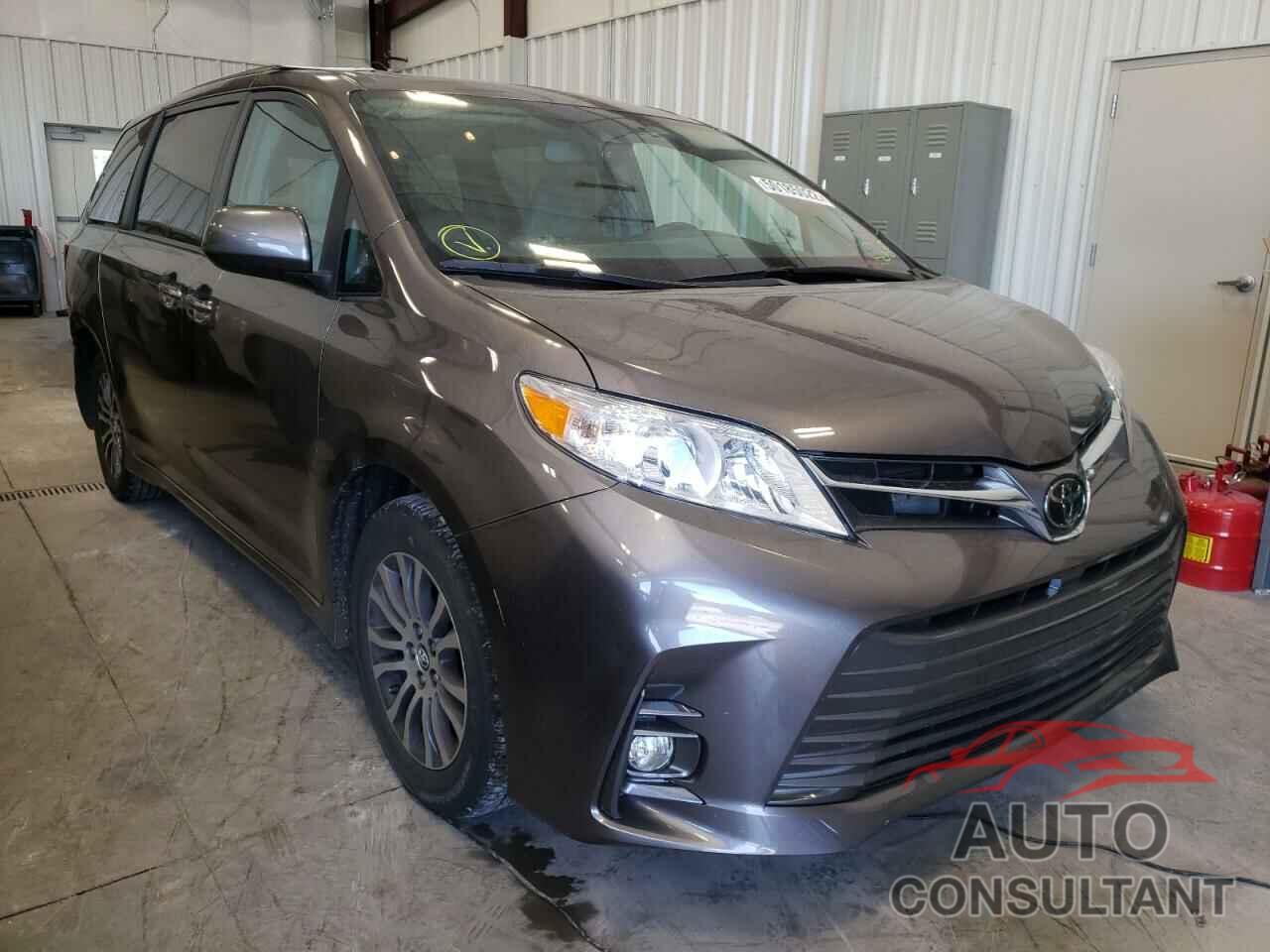 TOYOTA SIENNA 2019 - 5TDYZ3DC3KS992276