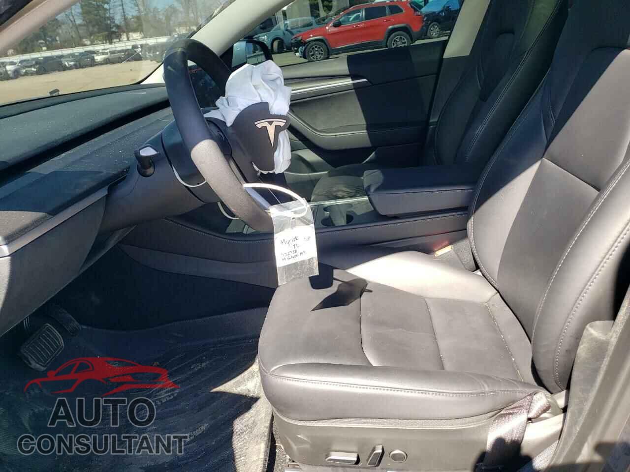 TESLA MODEL 3 2023 - 5YJ3E1EA3PF552738