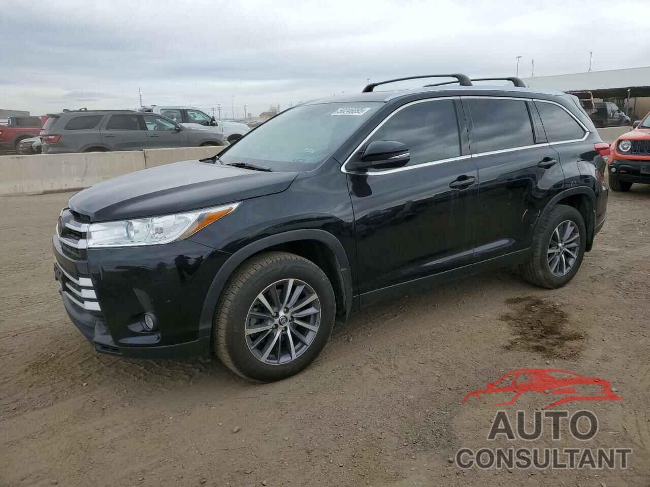 TOYOTA HIGHLANDER 2019 - 5TDJZRFH2KS581030