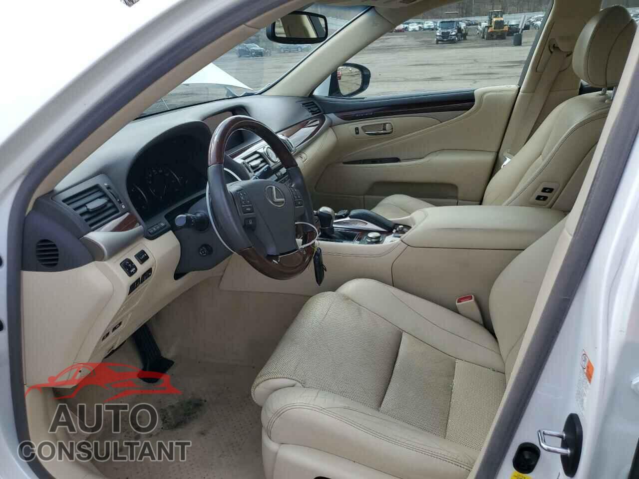 LEXUS LS460 2016 - JTHBL5EF5G5140423