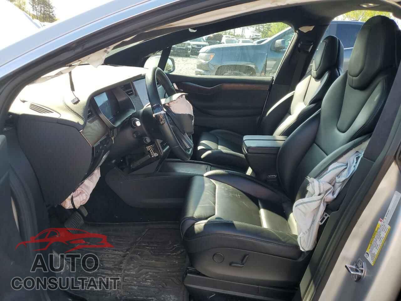 TESLA MODEL X 2018 - 5YJXCBE21JF101448