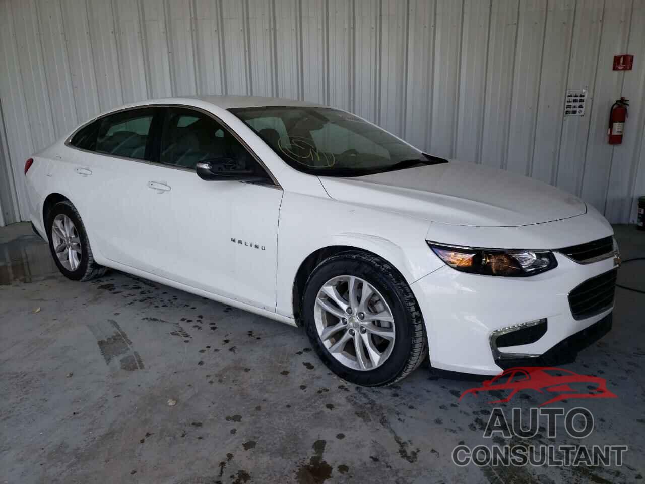 CHEVROLET MALIBU 2017 - 1G1ZE5ST8HF178995