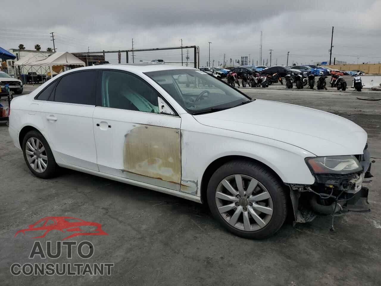 AUDI A4 2011 - WAUEFAFL2BN016540