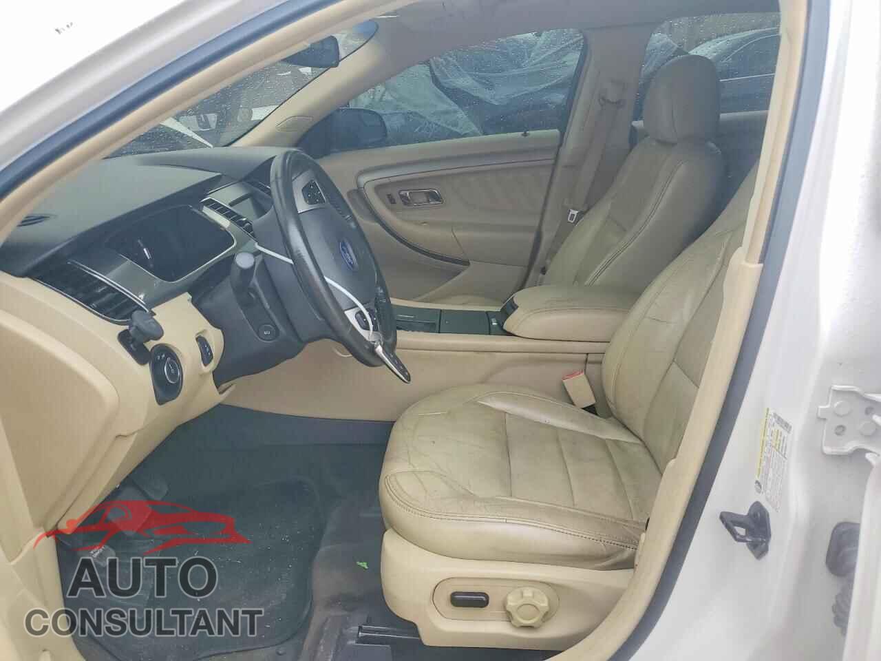 FORD TAURUS 2015 - 1FAHP2E89FG182361