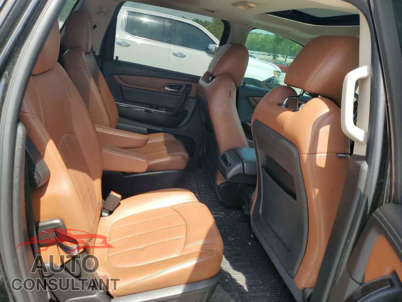 CHEVROLET TRAVERSE 2017 - 1GNKRJKD0HJ331355