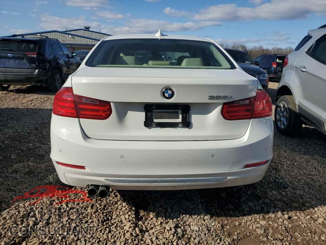 BMW 3 SERIES 2012 - WBA3A5C55CF257491