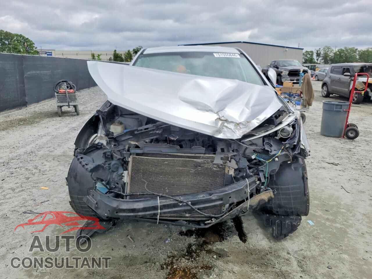HYUNDAI SANTA FE 2018 - 5XYZT3LB0JG562425