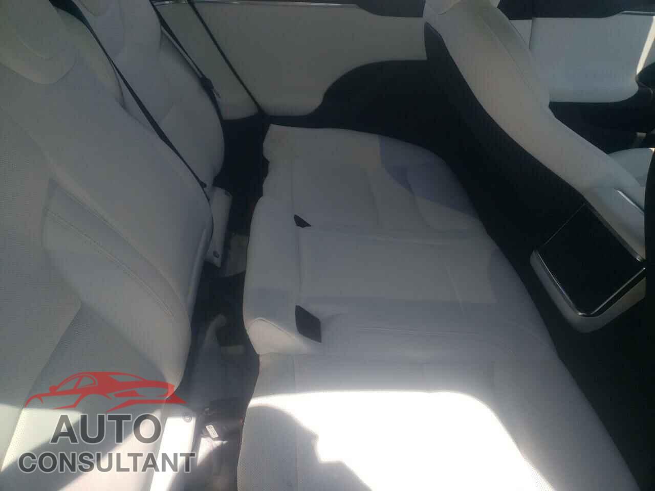 TESLA MODEL S 2021 - 5YJSA1E59MF451290