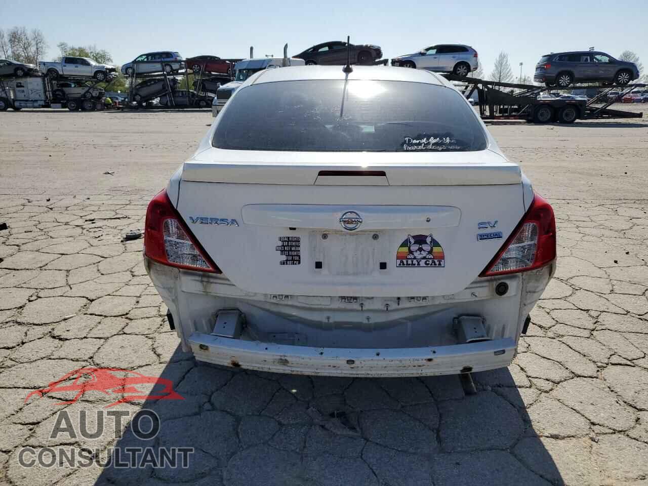 NISSAN VERSA 2017 - 3N1CN7AP3HL822974