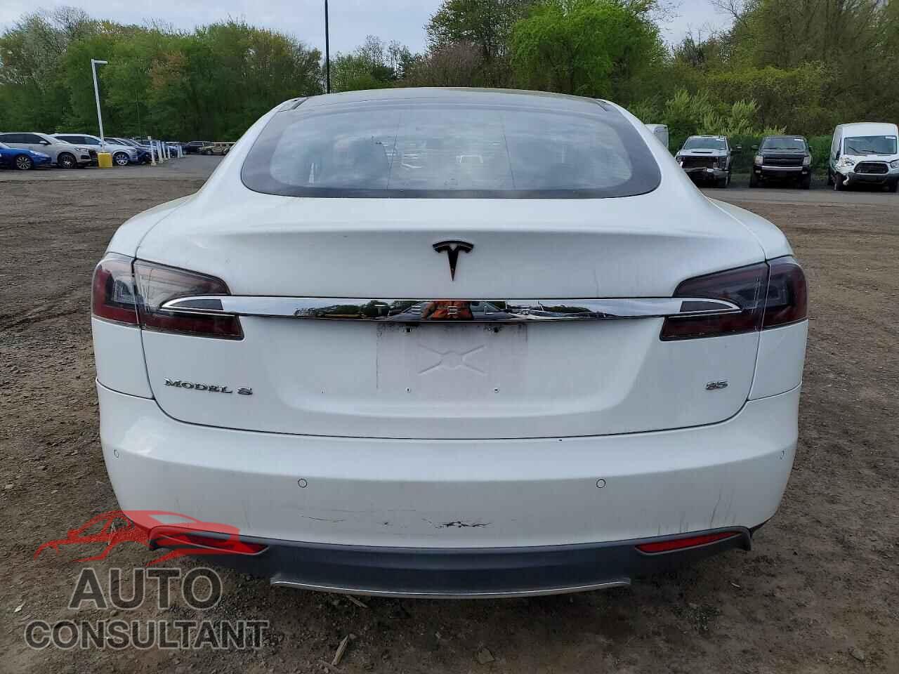 TESLA MODEL S 2014 - 5YJSA1H15EFP36580