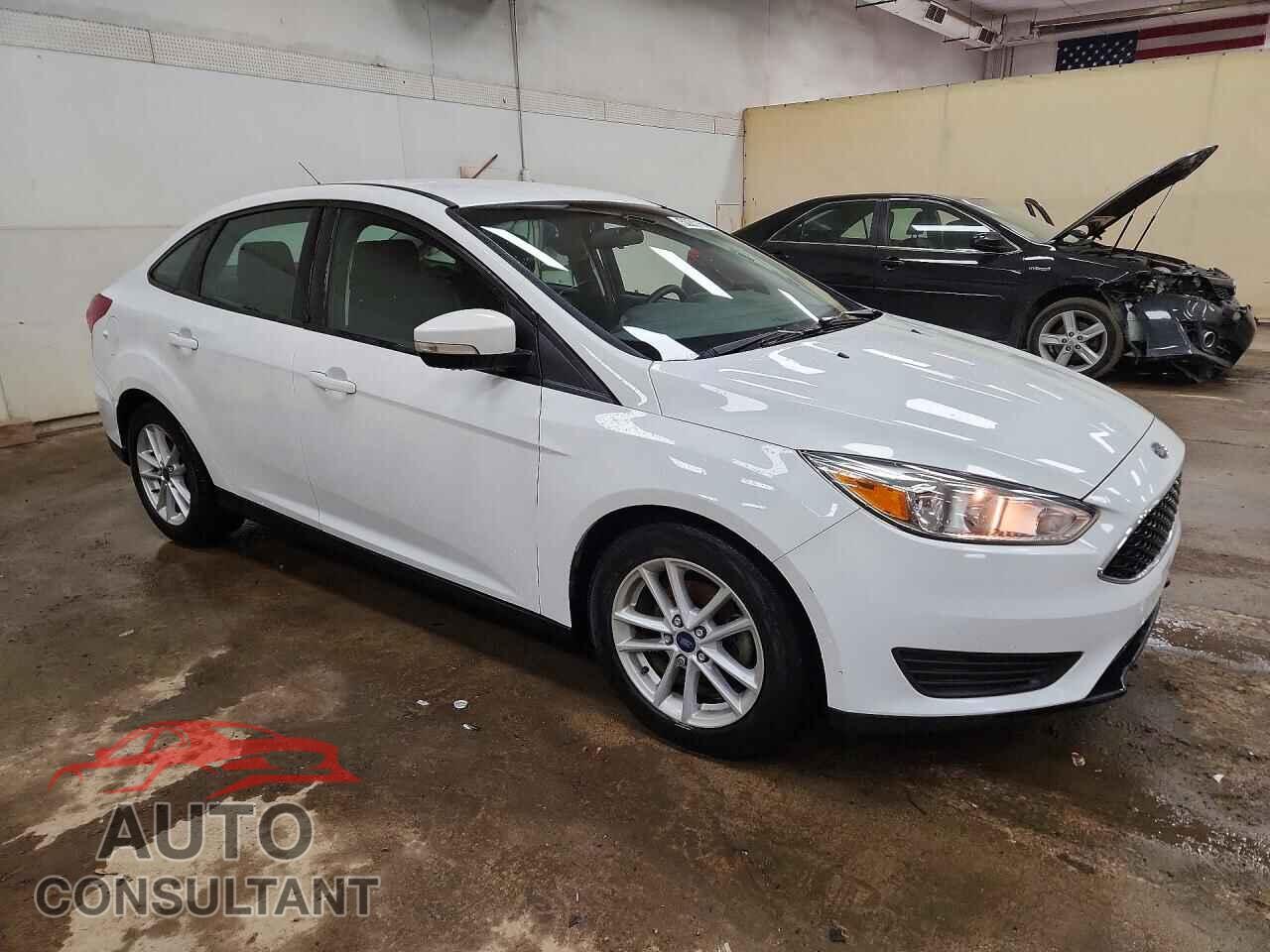 FORD FOCUS 2017 - 1FADP3F27HL340852