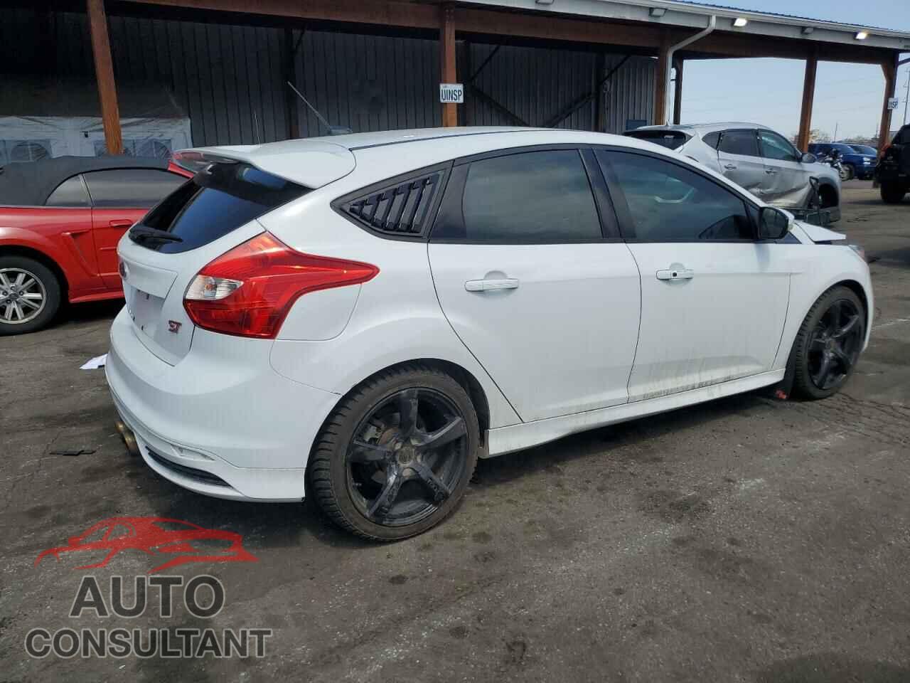 FORD FOCUS 2014 - 1FADP3L95EL463935