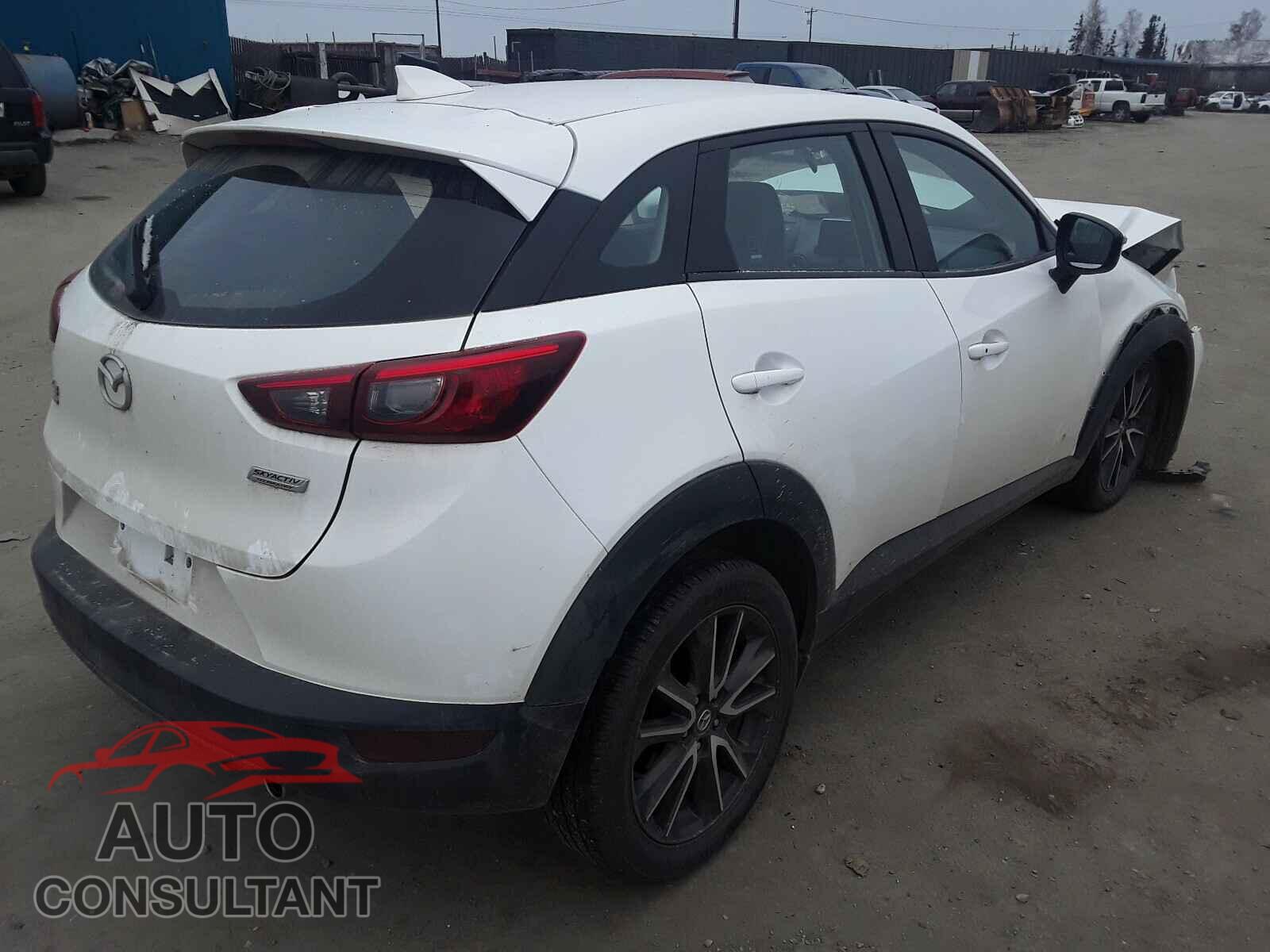 MAZDA CX-3 2017 - JM1DKFC73H0176110